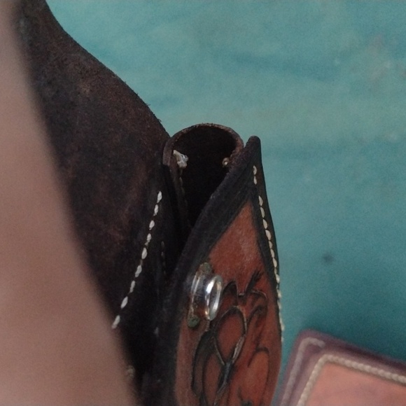 Brown Hand Tooled Leather Garfield Wallet and Phone Case - Picture 6 of 6